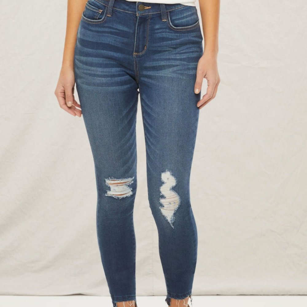 A.N.A Mid Rise Distressed NWOT Jeggings Size 30W